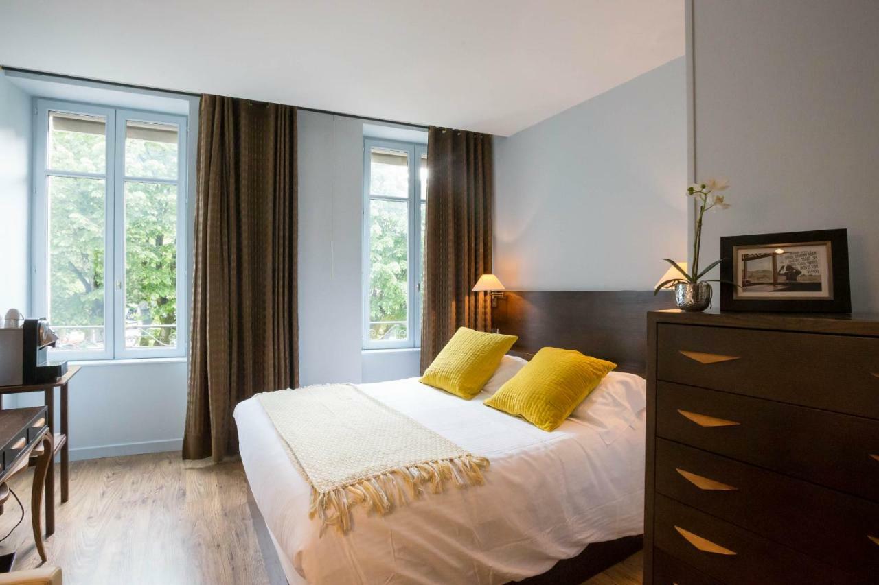 Les Chambres De L'Ecrit'Vin - En Plein Coeur Du Centre-Ville Beaune  Esterno foto